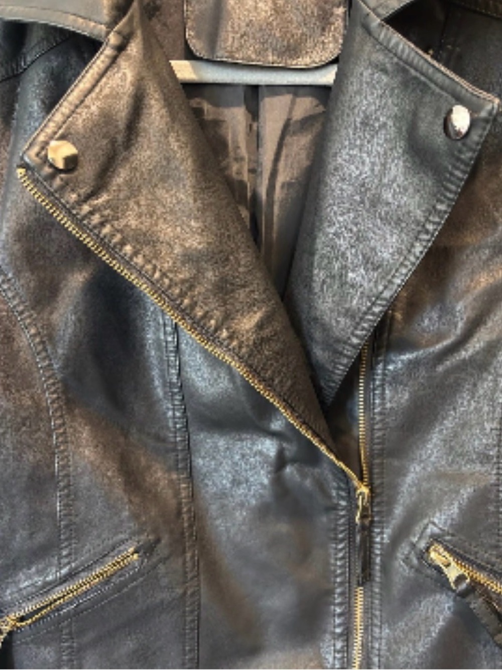 JEMEZPIN Black Moto-Style Faux Leather Jacket with Gold Zips